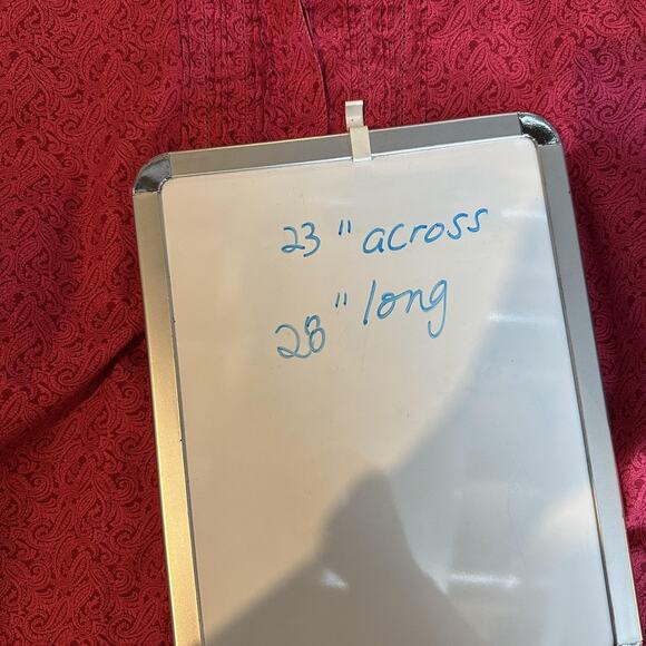 LL Bean Shirt Womens XL Red Paisley Wrinkle Resist Button Front 100% Cotton - Picture 11 of 11